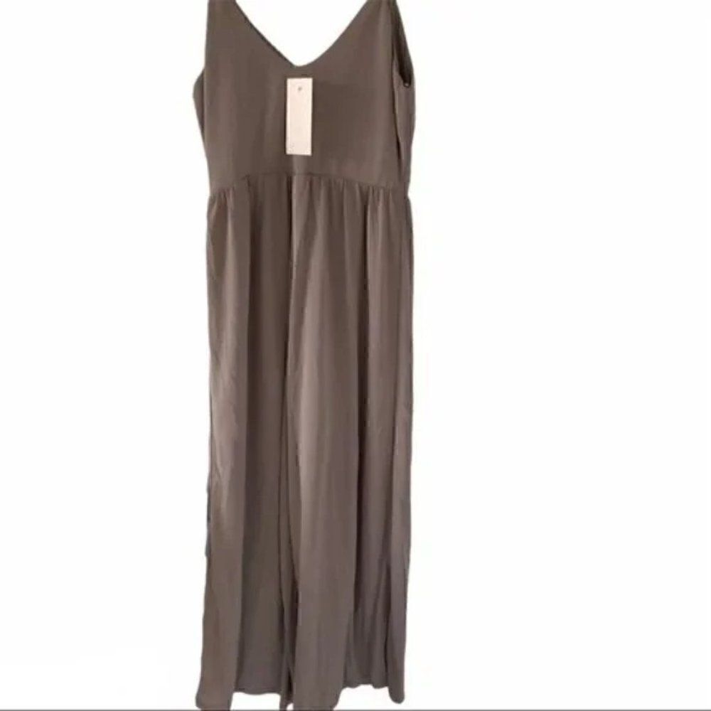 🆕 Sienna Sky Grey Jumpsuit size M